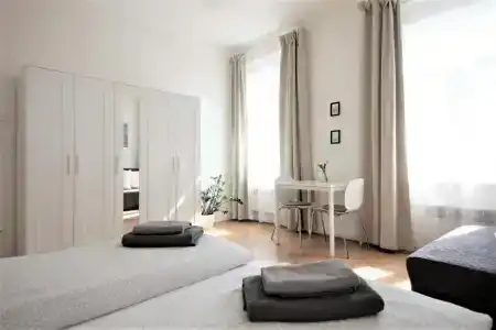 Angel City Aparthotel - 85