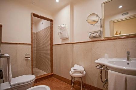 Cavour - 8