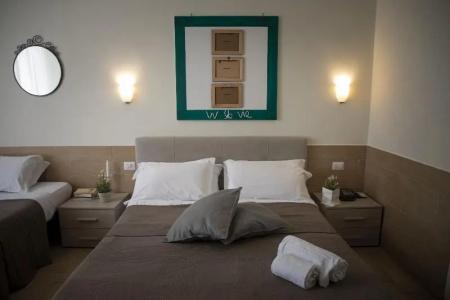 Ideal Boutique - 61