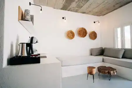 Mesanto Luxury Suites - 80