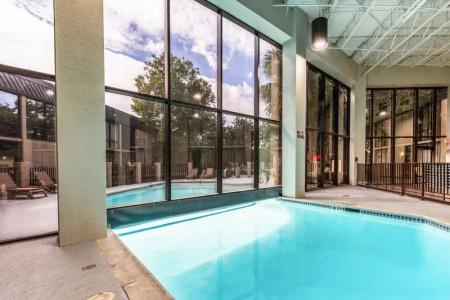 Red Roof Inn Plus+ & Suites Houston – Iah Airport Sw - 29