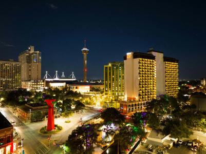 Hilton Palacio del Rio - 35