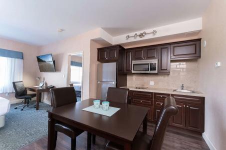 Best Western - 36