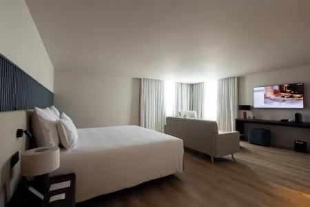 Golden Tulip Braga - Falperra - 81