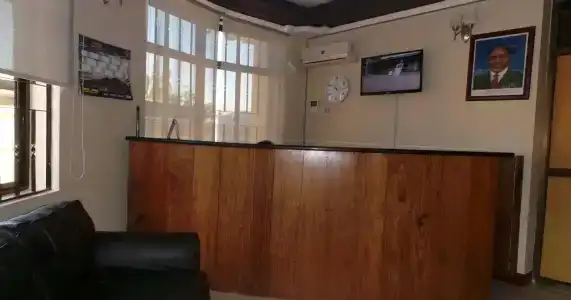 Fahari - 0