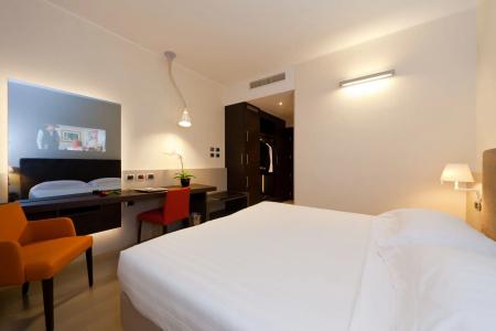 Rmh Modena Des Arts - 3