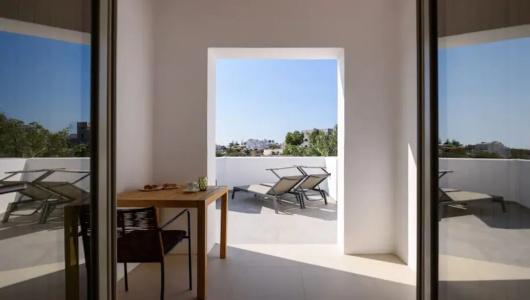 Este Luxury Suites - 32