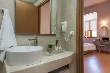 Bluebell Luxury Suites - 26