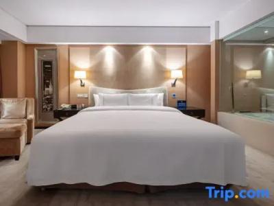 The Lakeview - 35