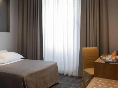 Hnn Luxury Suites - 40