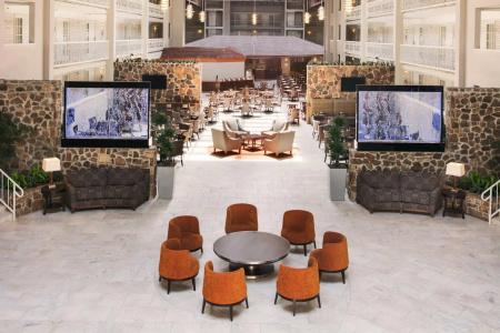 Embassy Suites - 28