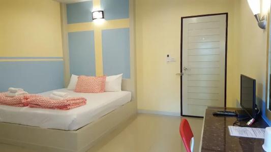 Juntima Place at Amphawa - 43