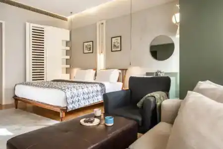 Ansen and Suites - 176