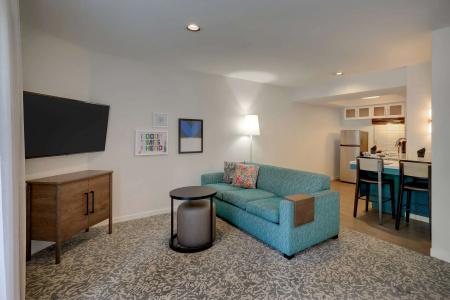 Staybridge Suites - 77