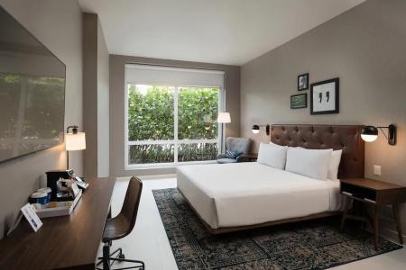 Four Points by Sheraton - 45
