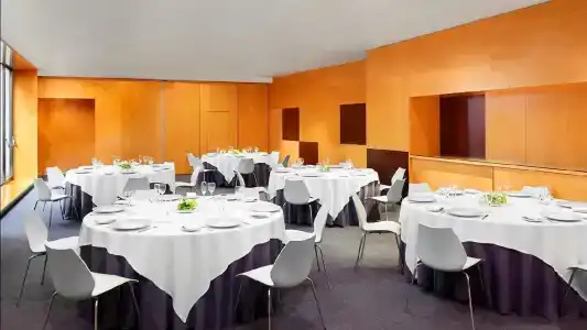 Four Points by Sheraton Barcelona Diagonal - 25
