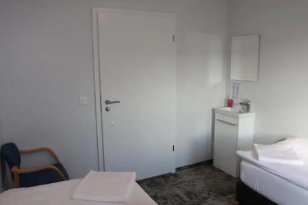 Höfn Hostel - 8