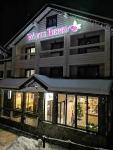 Whiteberry - 34