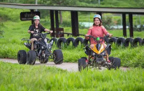 Thongsomboon Club - 3