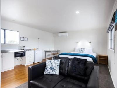 Drovers Motor Inn - 53