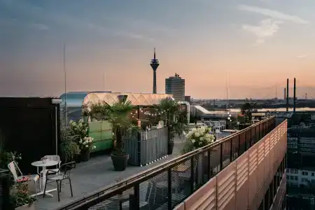 Ruby Luna Dusseldorf - 10