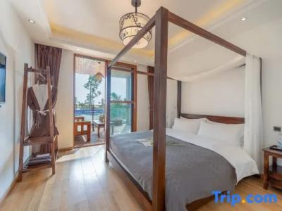 Khum Phucome -Sha Extra Plus - 104