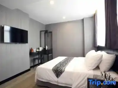 Ibis North Point - 28