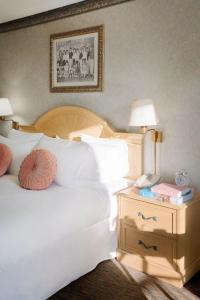 Days Inn by Wyndham Los Angeles - 30