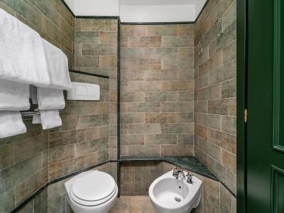Camperio House Suites & - 32