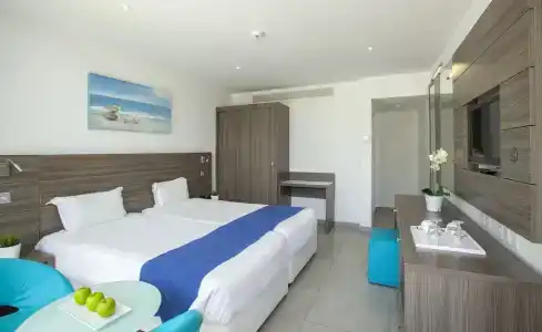 Limanaki Beach & Suites - 93