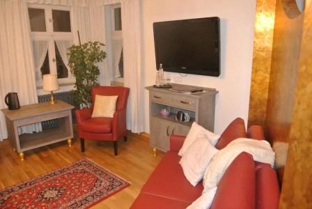 Hotel-Restaurant Goldenes Lamm - 1