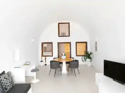 Astra Suites - 360