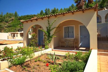 Alonissos Beach Bungalows And Suites - 54