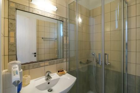 Livanios Studios - 124