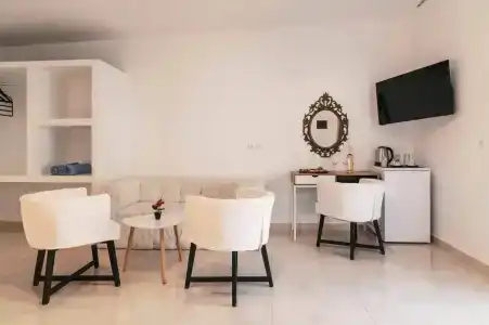 Bamboo Suites Boutique - 158