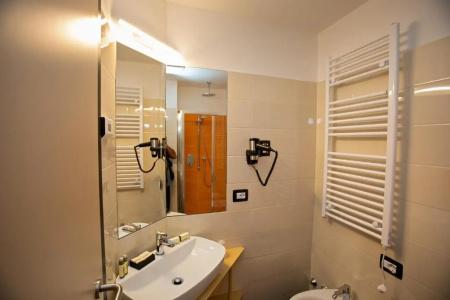 Velia - hotel completamente nuovo a Grottammare - 5