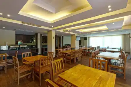 Asias Group (Poonpetch Chiangmai) - 23