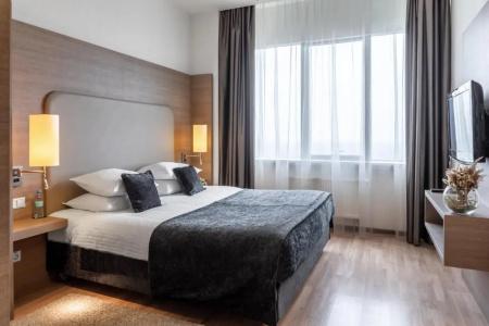 Ramada Encore Kyiv - 16