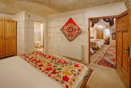 Tulip Cave Suites - 22
