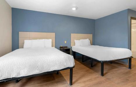 WoodSpring Suites Orlando South - 21