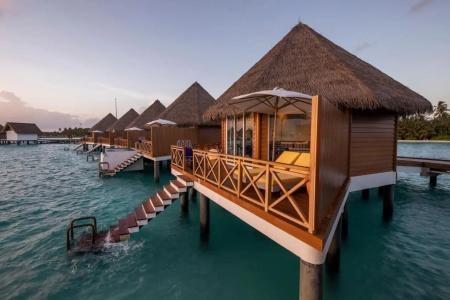 Mercure Maldives Kooddoo Resort - 23