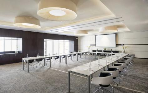 Hyatt Place Dubai Jumeirah Residences - 29