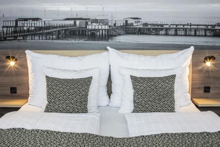 Best Western Plus Airport - 77