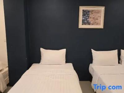 Sleepstation at Pratunam - 242