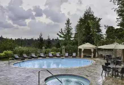 Hilton Scotts Valley - 17