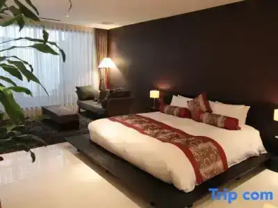 Kizashi The Suite - 25