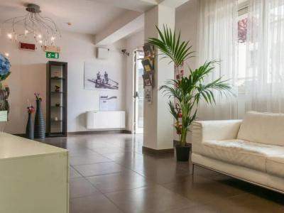 Residence Art - 7