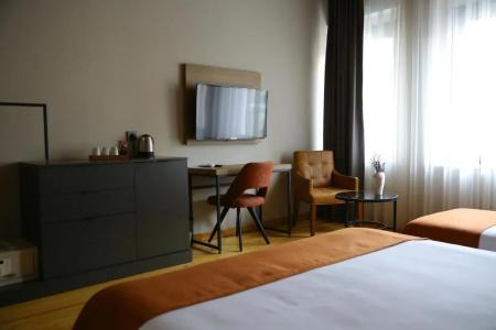 Roco Beyoglu - 85