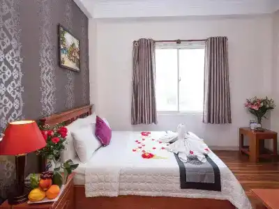 HỒNG HẠC - 38