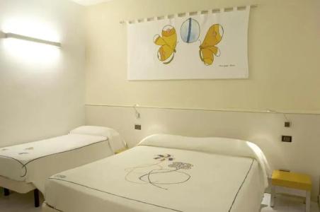 Eros Residence - 16